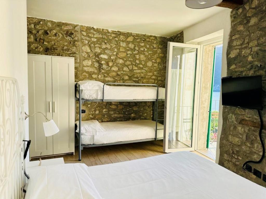 Casa Caterina Apartment Lezzeno Bagian luar foto