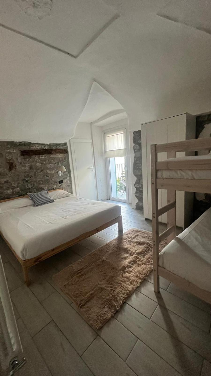 Casa Caterina Apartment Lezzeno Bagian luar foto