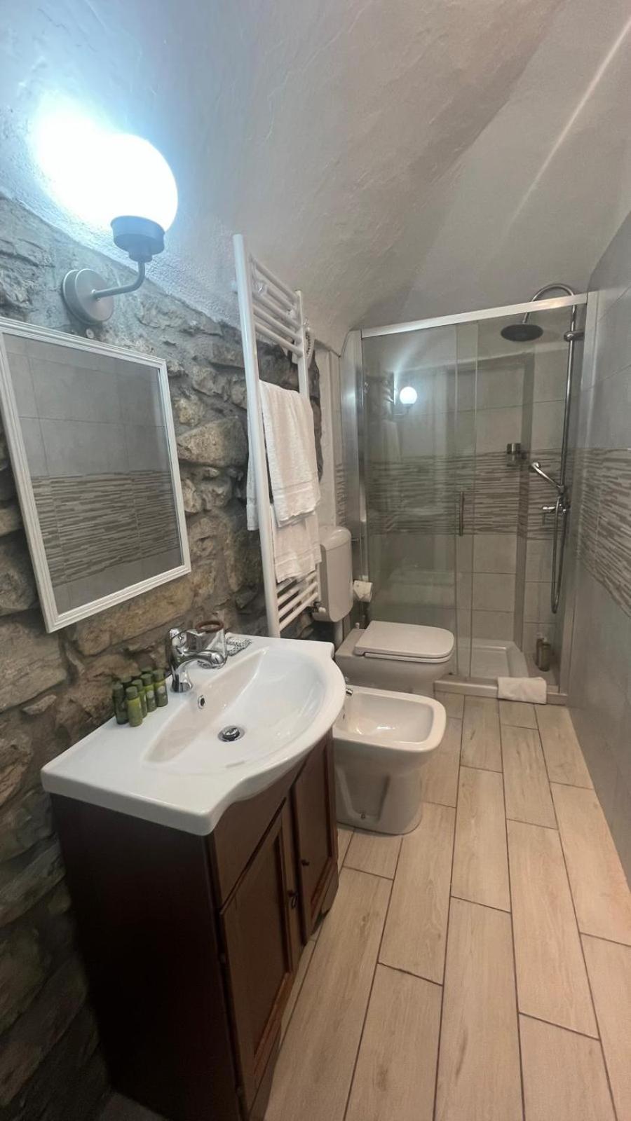Casa Caterina Apartment Lezzeno Bagian luar foto